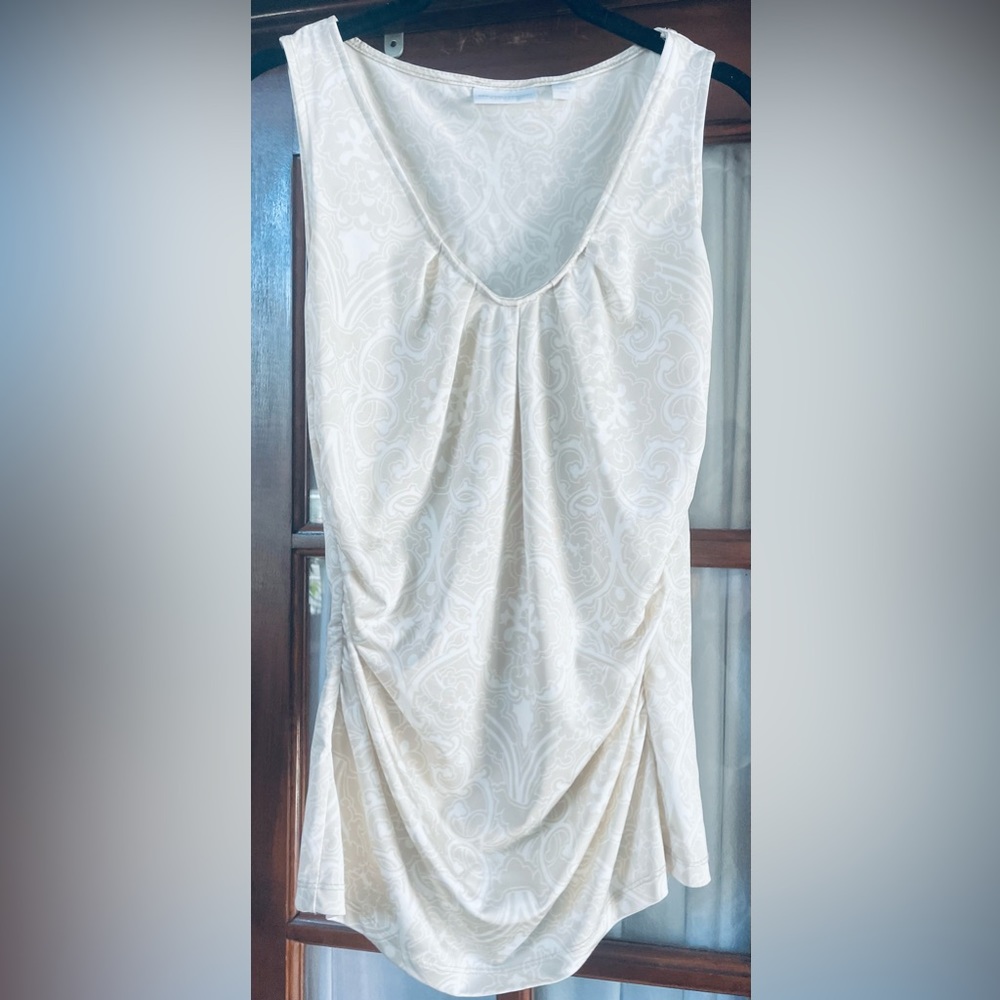New York & Company Stretch Beige Paisley Sleeveless Blouse - size XS - Like New